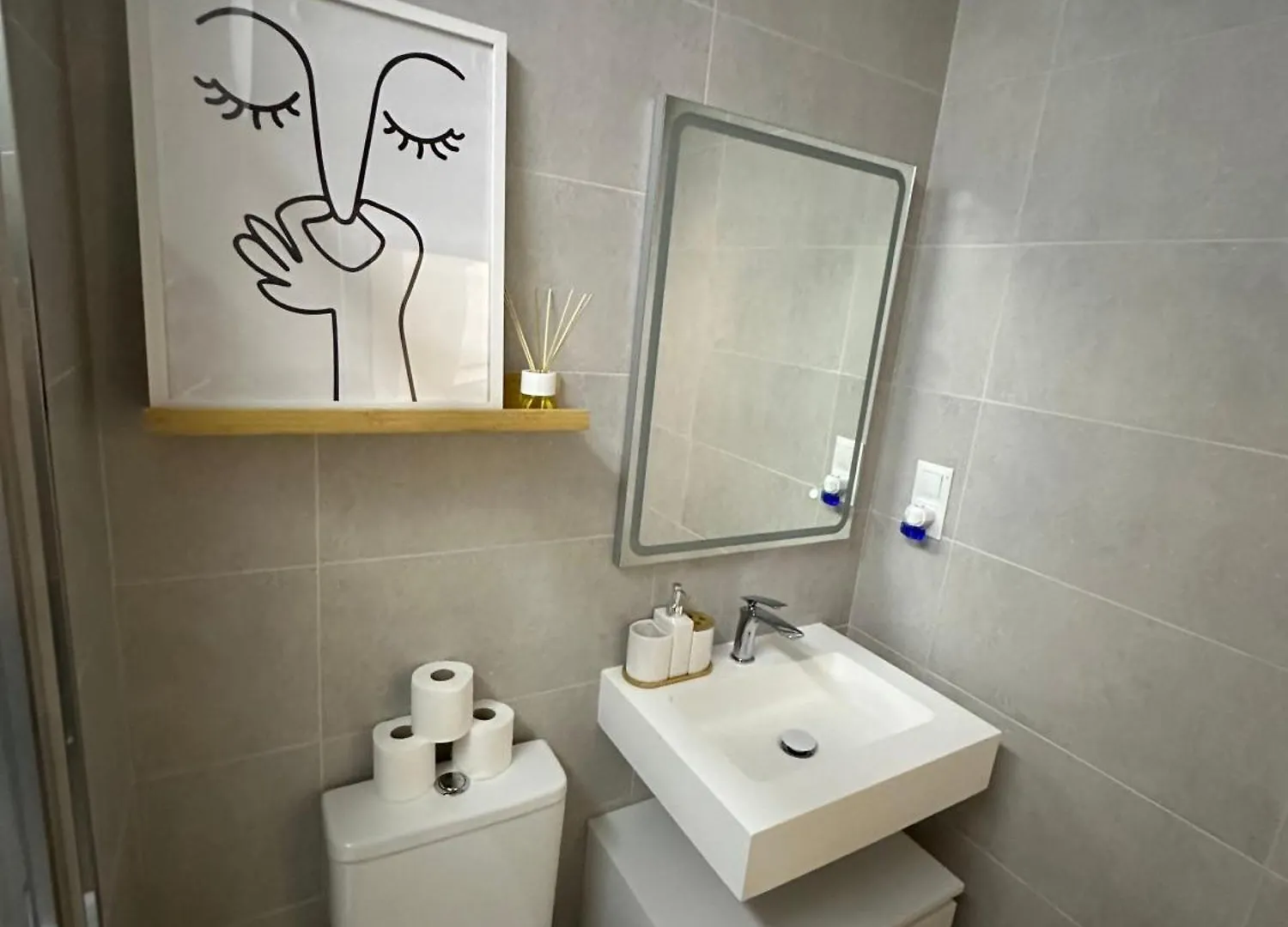 Apartamento Andalucia 33 Izquierda Malaga 0*,  Spain